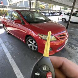 Car Keys/Fobs/Llaves De Autos