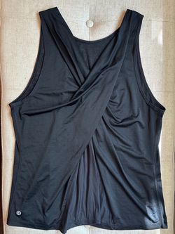 Lululemon Black Cross-Back Tank Top
