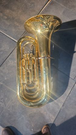Holton Collegiate 4 valve BBb Tuba