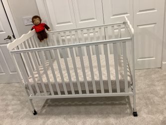 Baby Crib - Dream on Me Crib