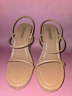 Wedge heel