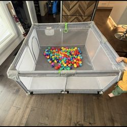 Toddler Play Pen  Ball Pit