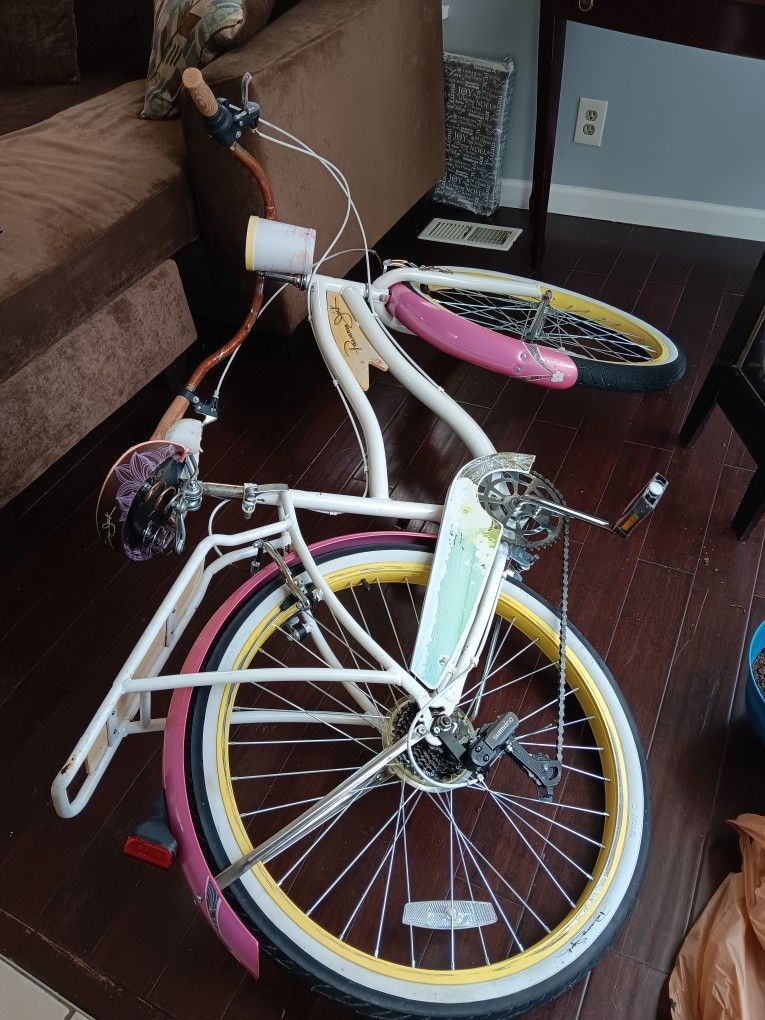 Panama Jack Girls Bike Is antique serious inquiries only Please Best offer