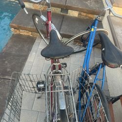 2 Old school vintage Schwinn collegiate three women’s beach cruiser two for the price of one bent forks on redwood