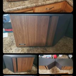 Vintage Bose Speakers $100 Working Perfectly.  Pickup In Oakdale 
