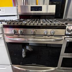 Frigidaire Stove