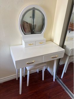 White Vanity Desk w/ LED Mirror, Gold Hardware + Stool