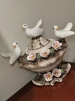 Antique Capodimonte Centerpiece Porcelain