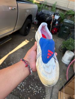 Adidas predator