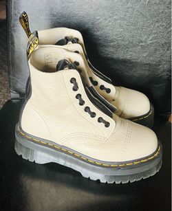Dr. Martens Sinclair Leather Platform Lace-Up Boots