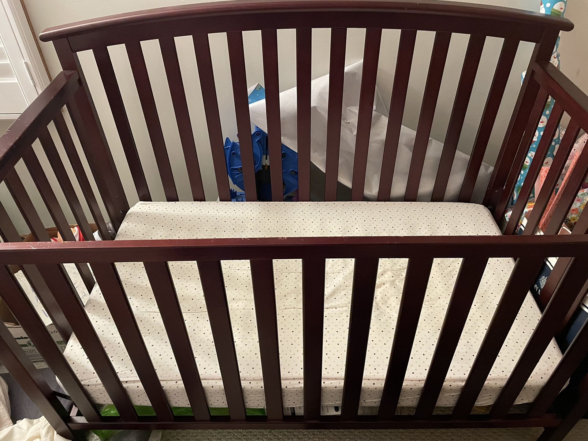 Crib-$100 OBO