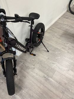 HOVSCO HovBeta Foldable Fat-Tire E-Bike — Brand New — $850