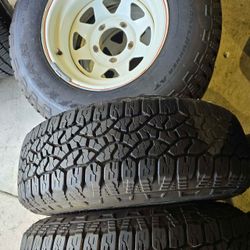 4 WHEELS&TIRES 235-75R15 5X5.5 $600