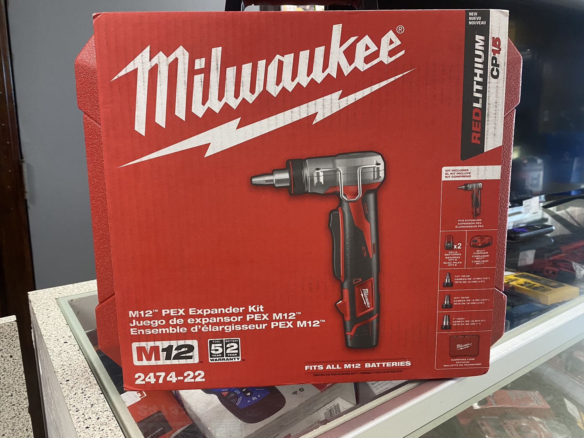 Milwaukee M12 PEX Expander Kit