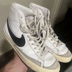 Nike Blazers Size 10