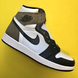 Jordan 1 ‘Mocha’ - Size 9.5