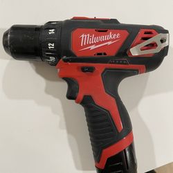 12v Milwaukee Drill And Battery