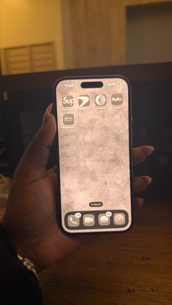 iPhone 16