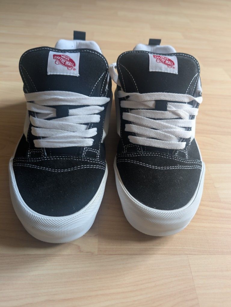 Vans Knu Skool Sz9.5