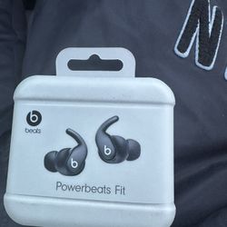 PowerBeats Fit