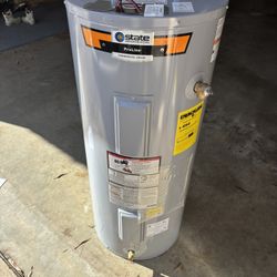 40 Gal State Electric Water Heater 