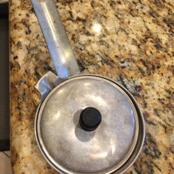 Vintage Item To Cook  an Egg