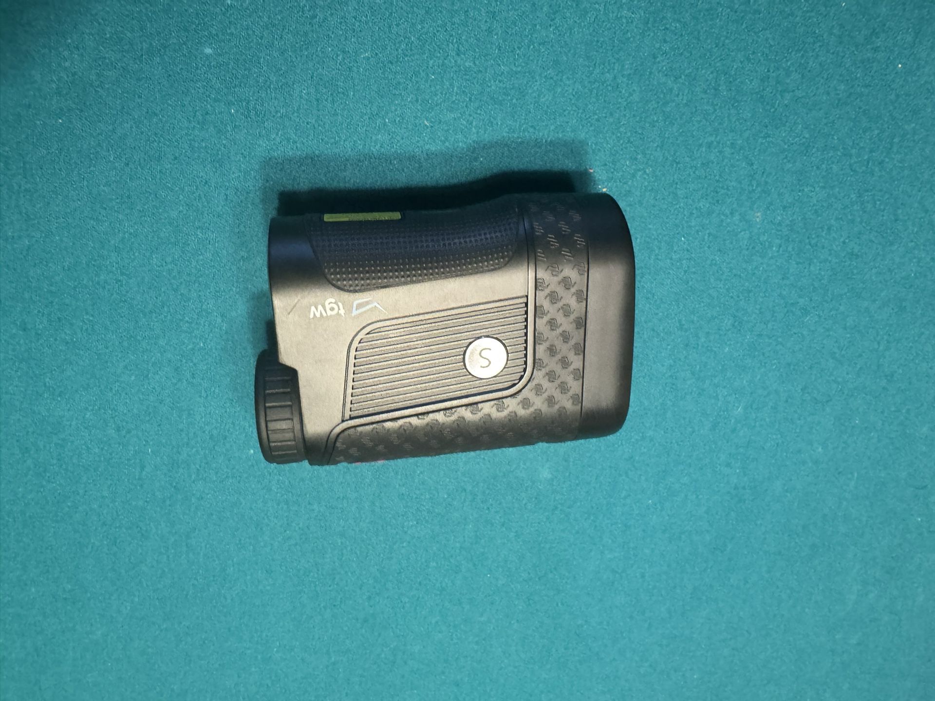 TGW Player III Golf range finder