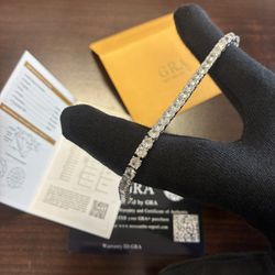Moissanite Tennis Bracelet (Brand New)