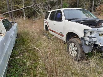 2008 Ford Explorer parts
