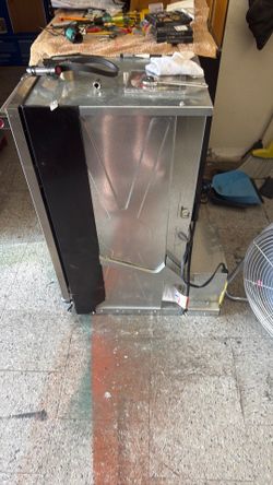 Trash compactor Trash compactor