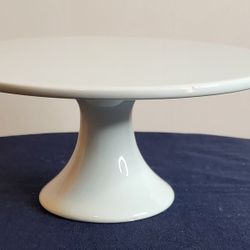 IQ Accessories White Ceramic Cake Stand - 10