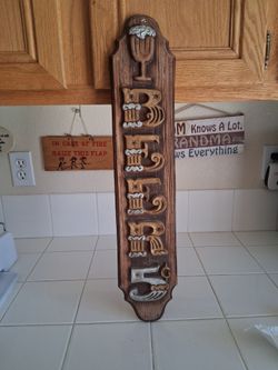 Vintage Chalk/Resin 5¢ Nickel Beer 24" Sign/Display