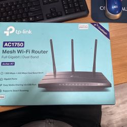 TP-link Wi-Fi Router  1300 mbps + 450 Mbps Dual Band