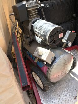 Air compressor