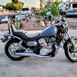Kawasaki Vulcan 750  Rocketship Cruser. 