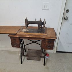Antique Manual Wood Sewing Machine