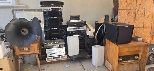 Clean for sale bmb speaker, velodyne sub,qsc amp,demon and yamaha received, 2 tube classic radio and phono