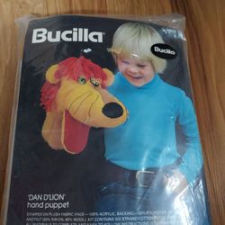 Bucilla Dan D’Lion 3629 Lion Hand Puppet Vintage Craft Kit Plush Fabric Vintage Sealed 