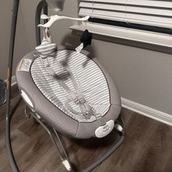 Graco Swing And Bouncer