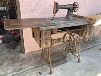 Antique Singer Sewing Machine 