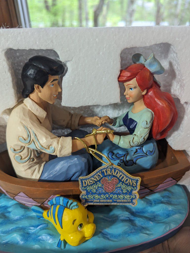Disney "Waiting for a Kiss" Ariel & Prince Eric Figurine - Limited Edition