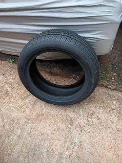 (1) City Traxx 195-60-16 Tire