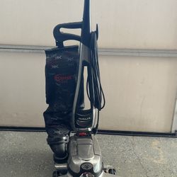 Kirby Vacuum With Accessories 