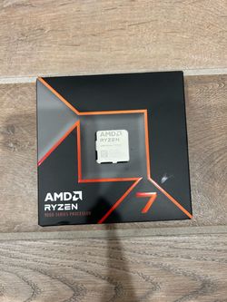 NEW OPEN BOX AMD Ryzen 7 9700X Desktop Processor REG PRICE $484
