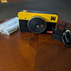 Kodak Instant Print Camera (C210r) $90