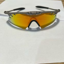 RARE VINTAGE OAKLEY MAG M FRAME: Plasma w/ PERFECT Fire Iridium Lenses