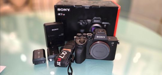 Sony A7R IV 61MP Mirrorless Camera — Mint Condition — $1,750