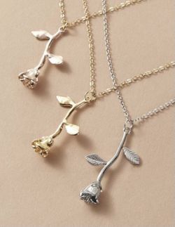 Gorgeous NEW hanging rose necklace - 2 colors available!
