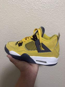 JORDAN 4 THUNDER