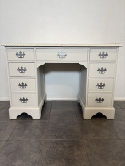 Desk / Vanity
